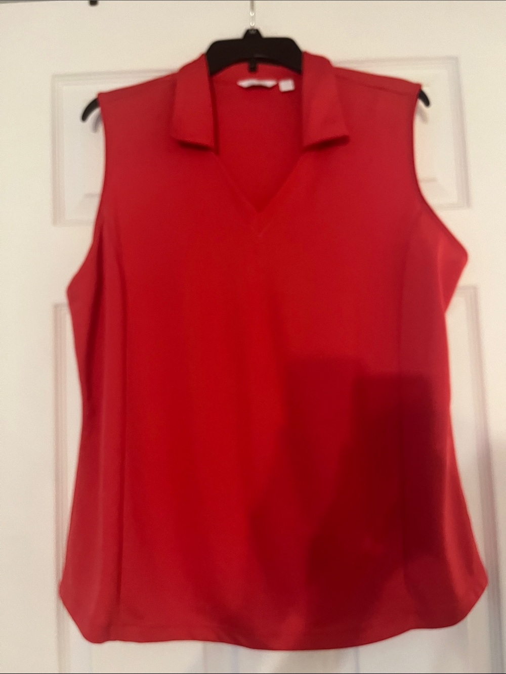 Lady Hagen Sleeveless pink Collared V-Neck Camisole